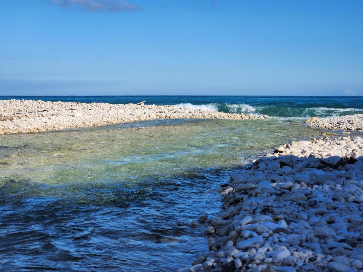 Beachfront Apartment, Quiet 4 Beds, 1 Bath, Ac, Wi-Fi, Hot Water, In Paraiso Near Los Patos Екстериор снимка
