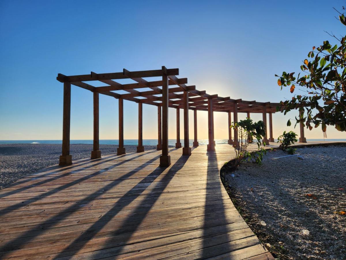 Beachfront Apartment, Quiet 4 Beds, 1 Bath, Ac, Wi-Fi, Hot Water, In Paraiso Near Los Patos Екстериор снимка