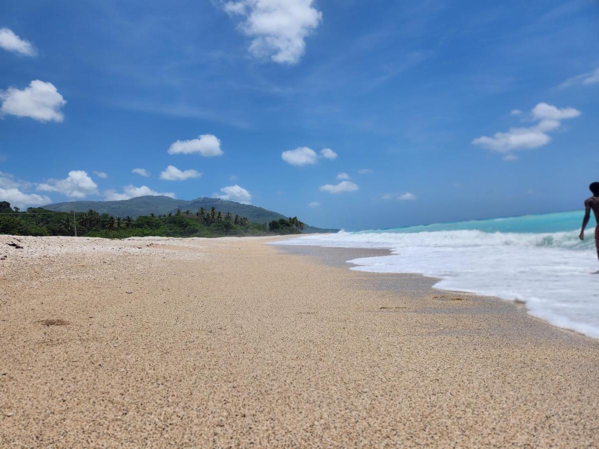 Beachfront Apartment, Quiet 4 Beds, 1 Bath, Ac, Wi-Fi, Hot Water, In Paraiso Near Los Patos Екстериор снимка